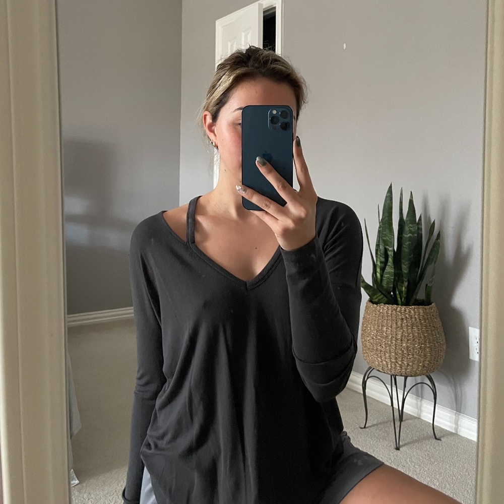 EXPRESS Comfy Cut-Out Long Sleeve Size S